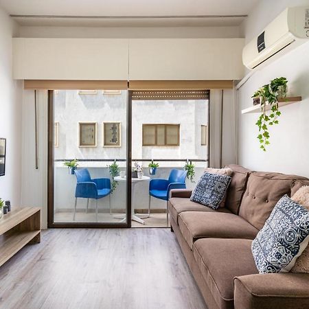 Eleni'S 1-Br Apt In Larnaca Center Luaran gambar