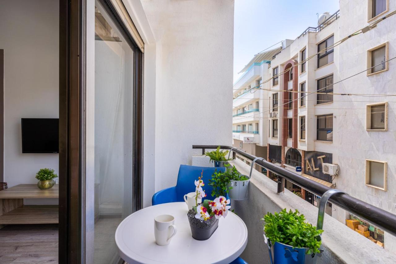 Eleni'S 1-Br Apt In Larnaca Center Luaran gambar